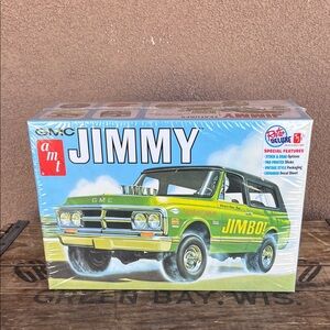 AMT 1972 GMC Jimmy new never opened